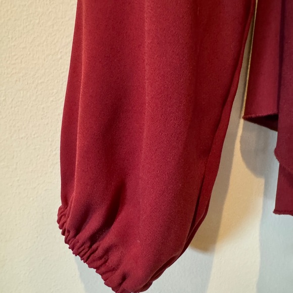 Wilfred Red Blouse off the shoulder size small - Picture 3 of 4
